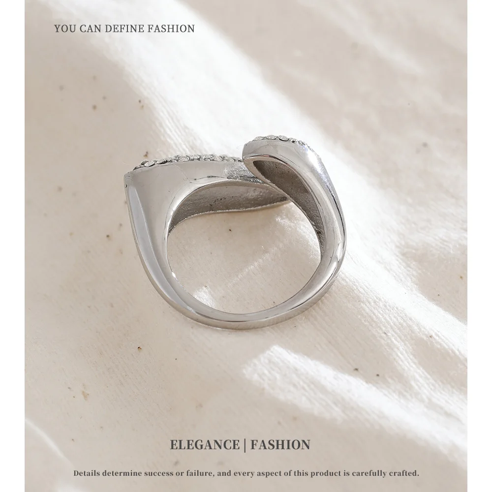 NiNice خاتم الفولاذ المقاوم للصدأ برأسين الزركون شخصية نمط تصميم الأزياء والمجوهرات هدية بالجملة