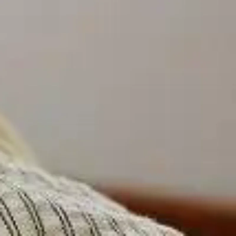 Fashion Striped Cosmetic Bag Versatile Simple Makeup Bag Large-Capacity Toiletry Bag Portable Travel Zipper Storage Bag