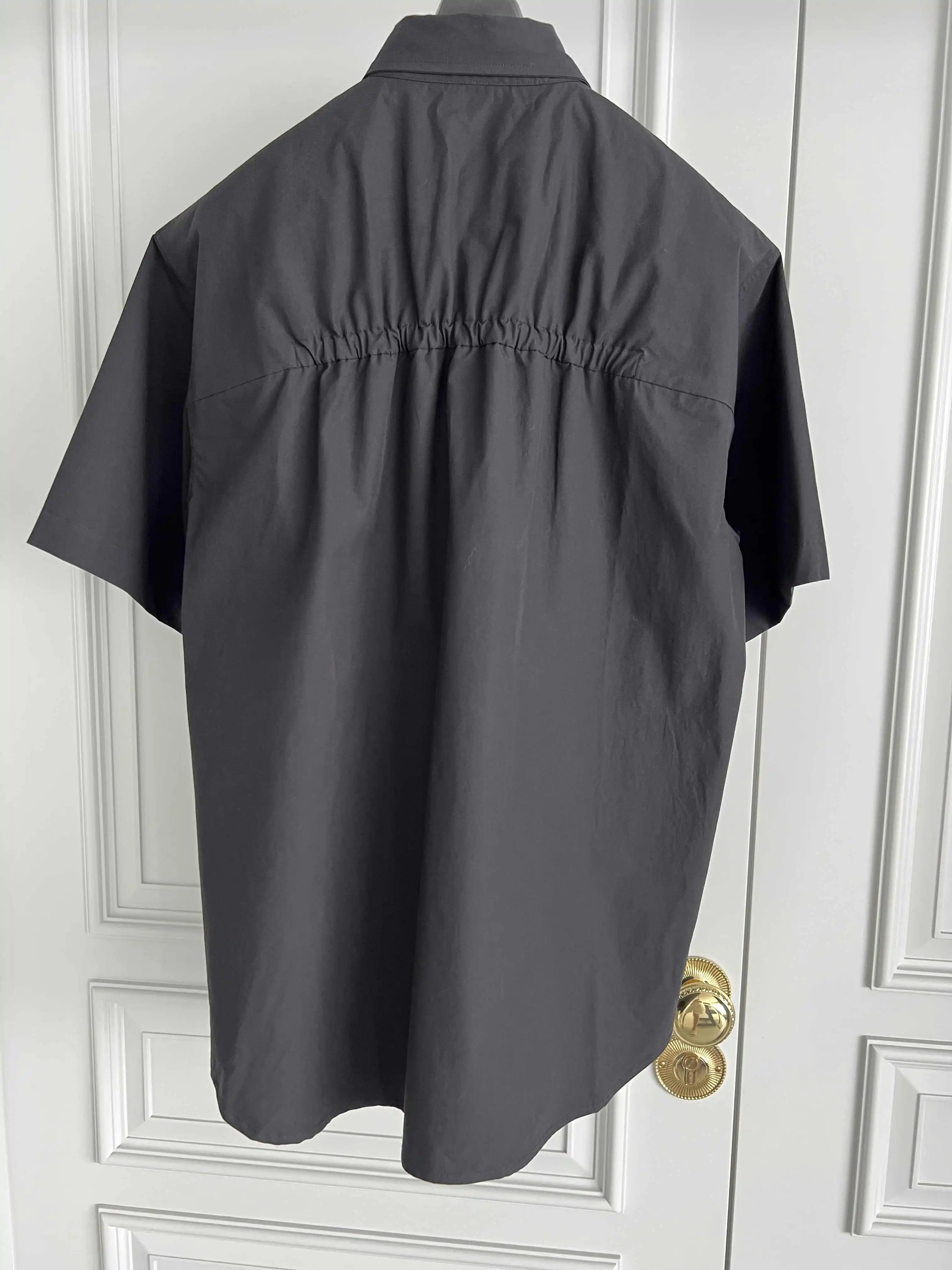 

TOP-YAMOTO, нишевые оригинальные дизайнерские рубашки с короткими рукавами и рукавами пять четвертей с оригинальным силуэтом.