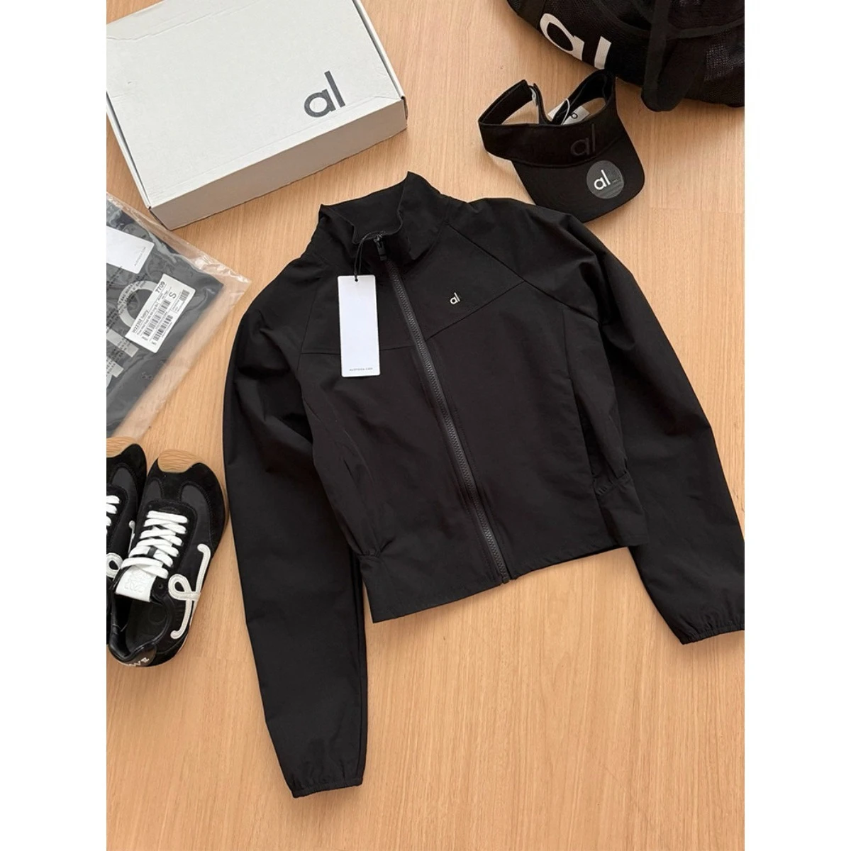 Women's Yoga Quick-drying Stand-up Neck Sports Jacket Thin Windproof Outdoor Running Fitness Long-sleeved Yoga Jacket image 5