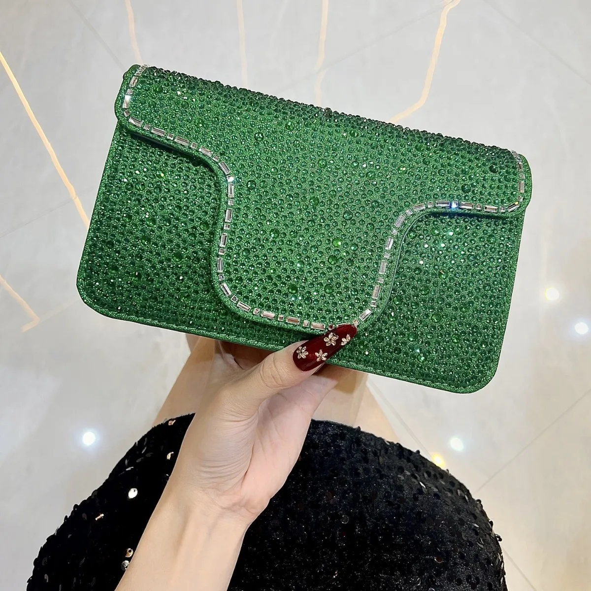 

New Arrival Full Diamond Studded Evening Clutch Bag For Women Fashionable Elegant Leather Flap Handbag Wedding Purse Clutch 2025