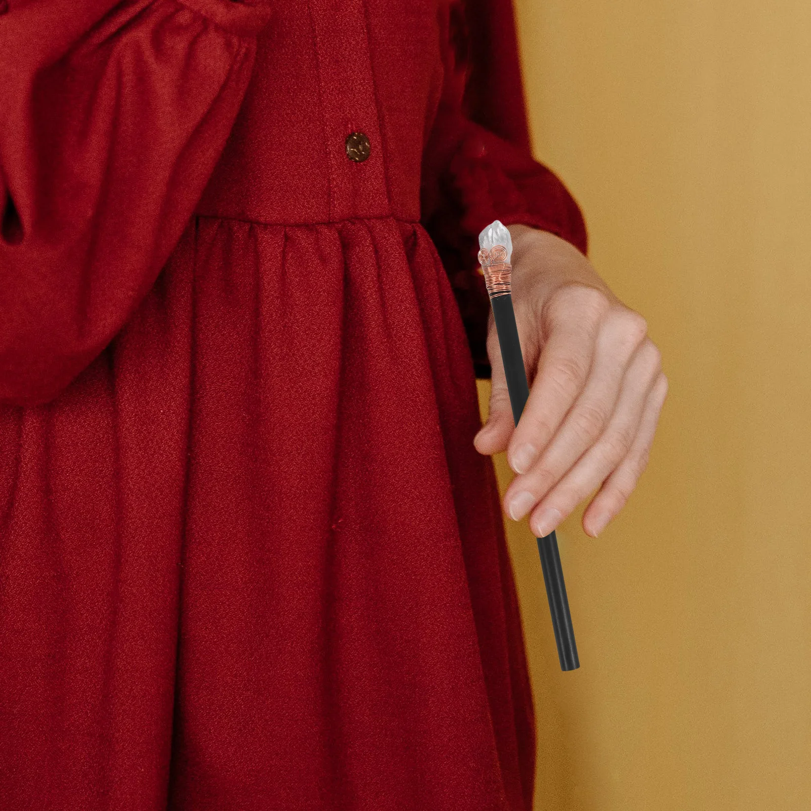 

Natural Fairy Amethyst Women Decorative Wand For Cosplay Roleplay Crystal Staff Crystal Prop Wand For Office Desk Paperweight