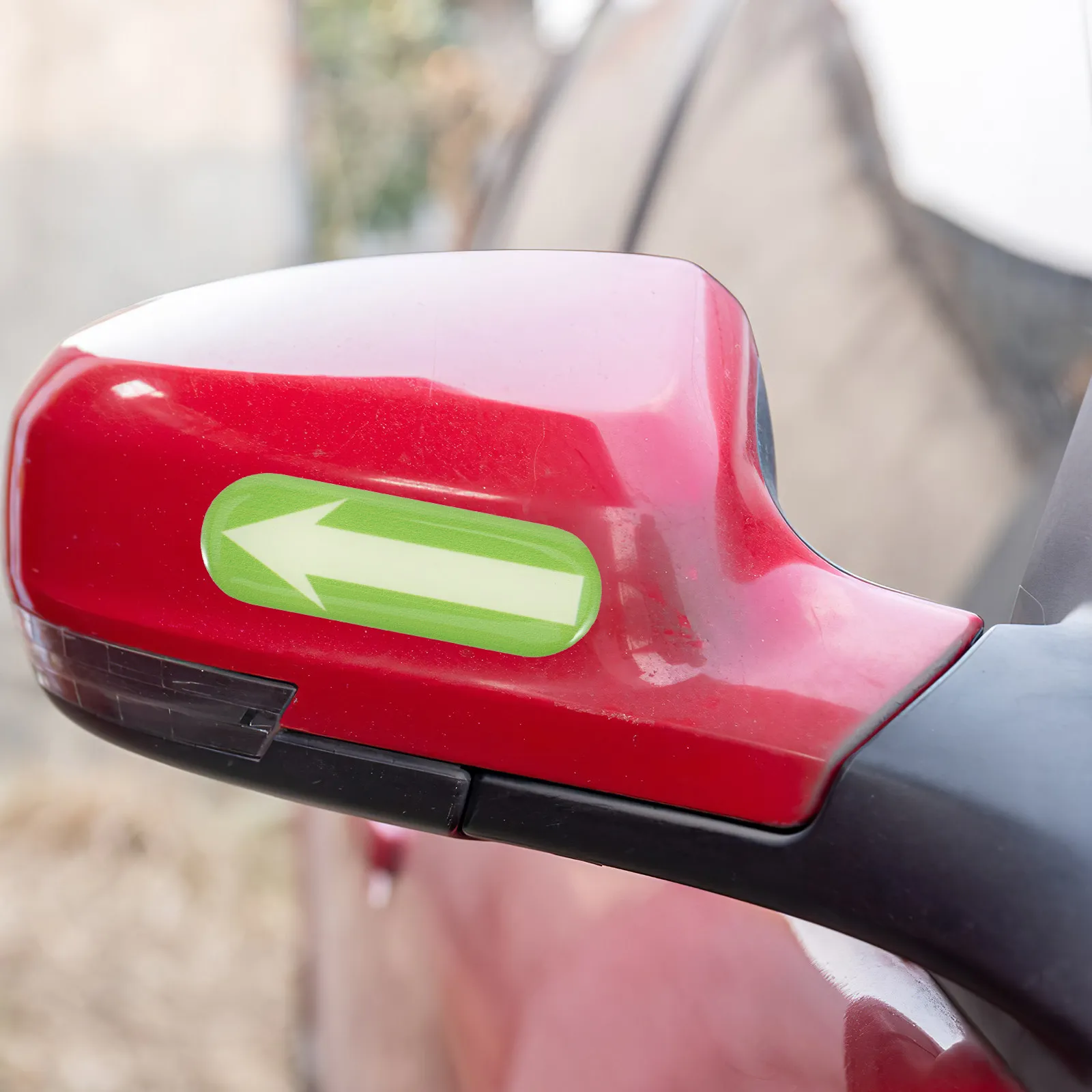 1Pair Glow in Dark Arrow Sticker Versatile Driving Marking Sign for Car Door Dash Floor Accurate Placement Night Visibility