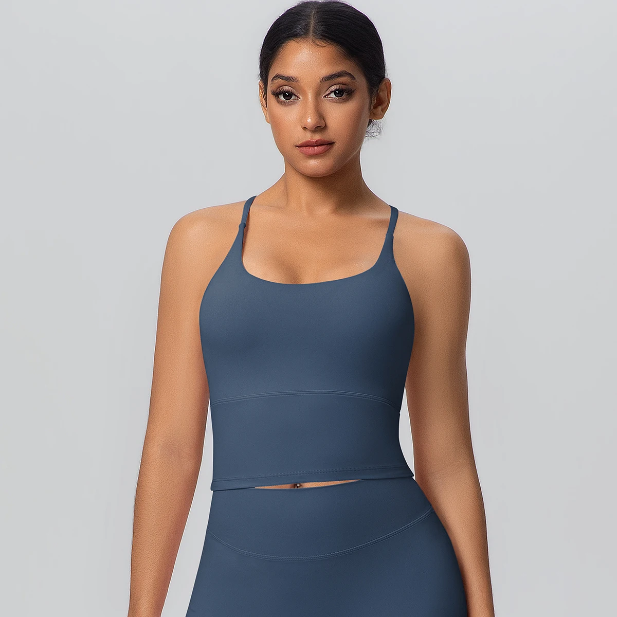 1 Stück Einfarbiger Weicher Rückenfreier Fitness-Yoga-BH für Damen, Hochfester Stoßdämpfender Sport-Top mit Push-Up-Effekt und Brustpolster – Detail 17
