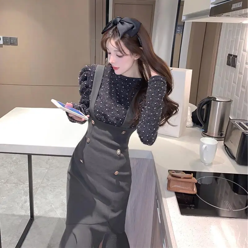 2024 Fashionable Trendy Elegant Versatile Set for Small Women Slim Fit High Street Sweater High-end Strap Skirt Two-piece Set