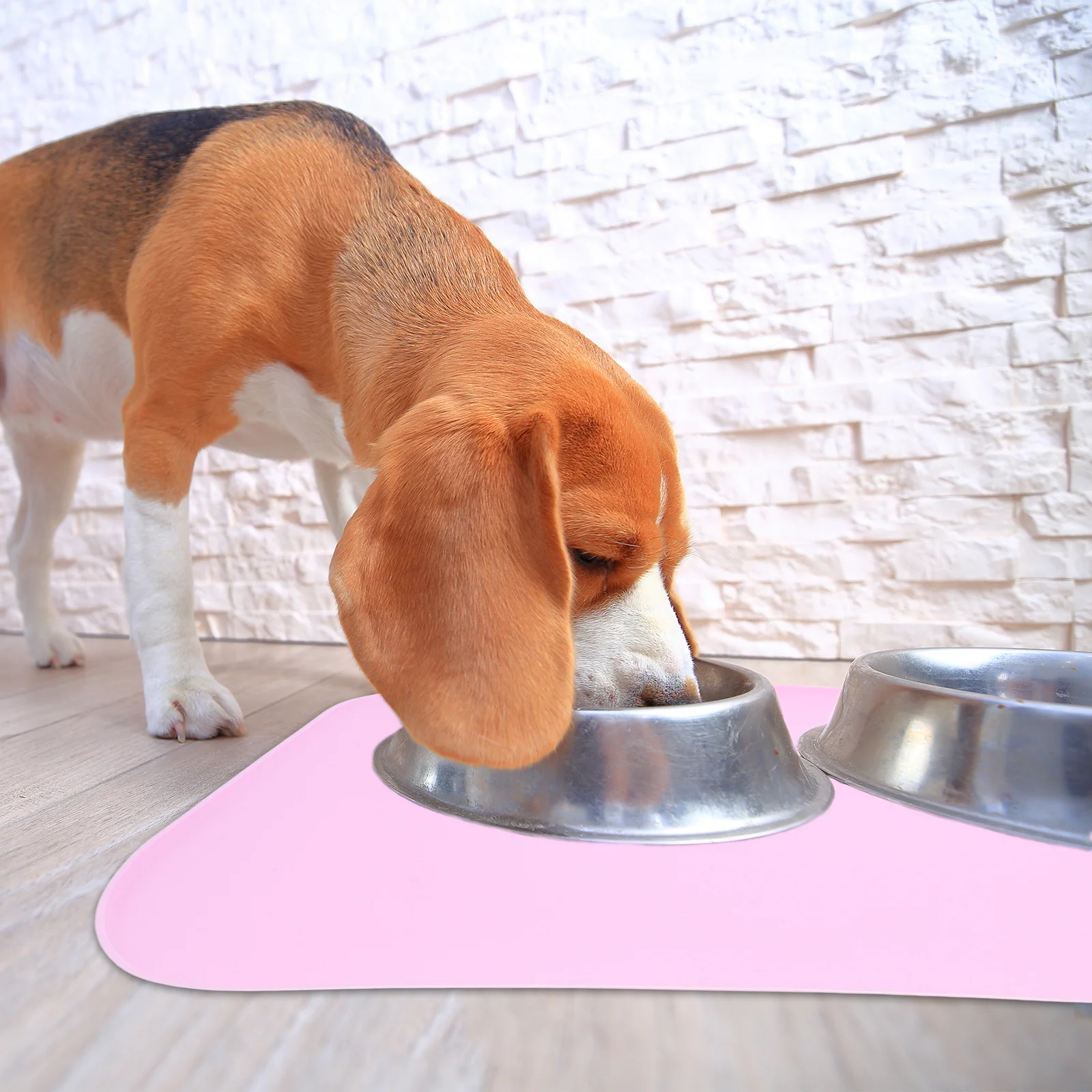 

Silicone Pet Feeding Mat Raised Edge Dog Cat Bowl Floor Mat Food Water Spill Proof Leak Prevention Silicone Pet Placemat