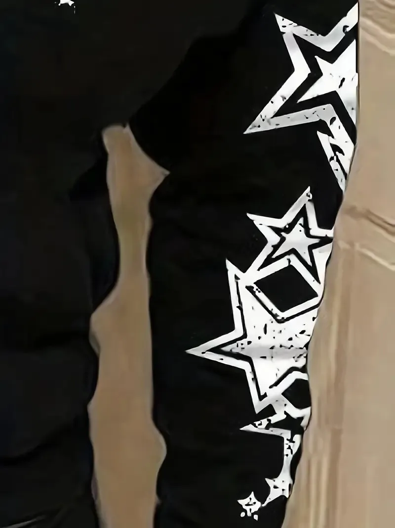 يتميز المجموعة الرجالية الجديدة لربيع وخريف 2025 بطباعة كاجوال عصرية ومريحة بنمط نجوم ثلاثية الأبعاد #5