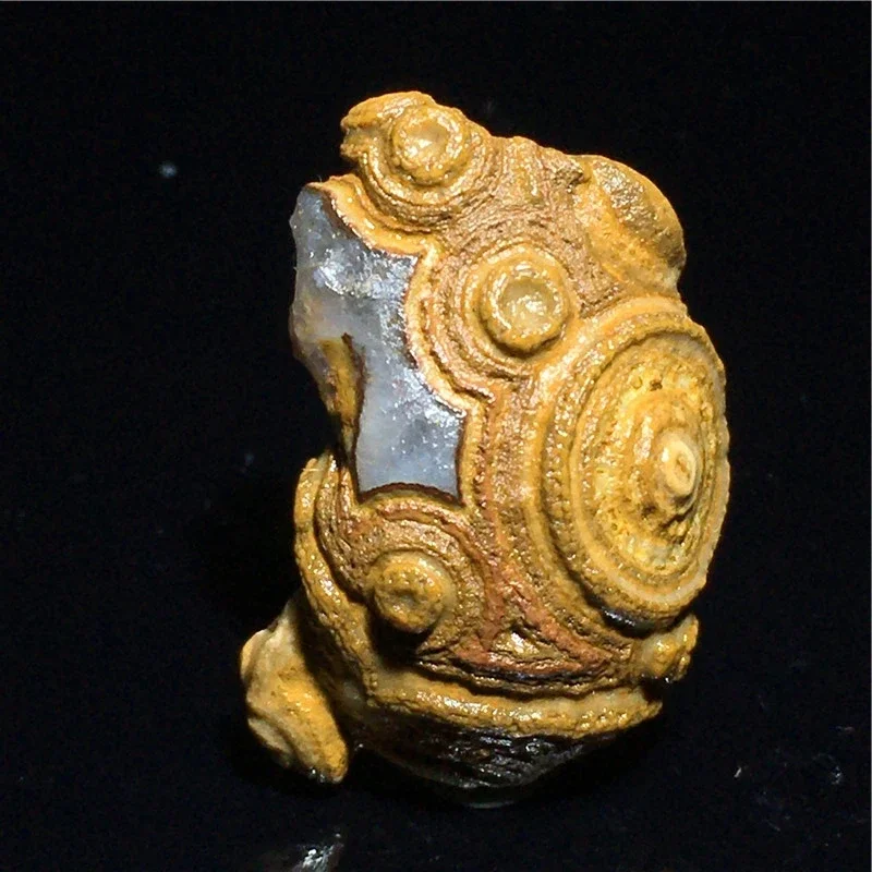 

Boutique push coin ishihara stone natural Alxa nine-eye shale charms eye stones Gobi agate Mongolian dzi beads raw materials