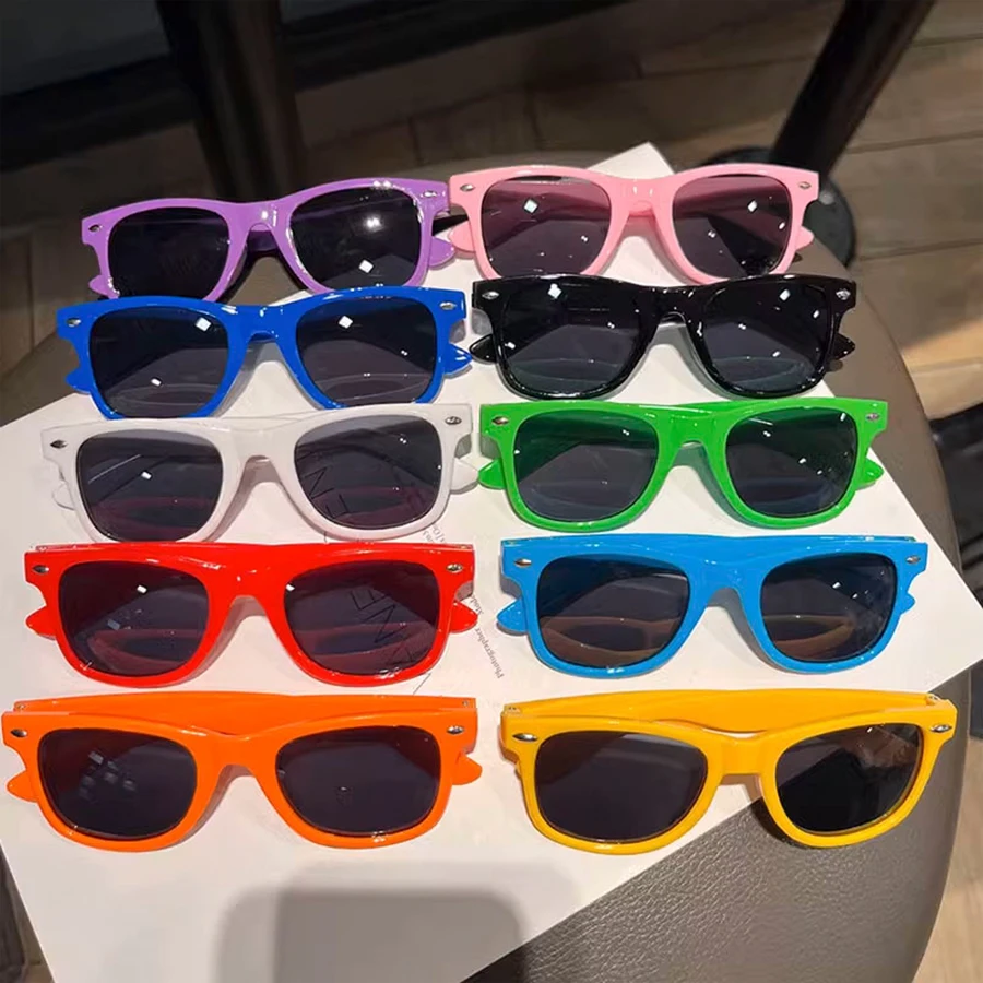 Lunettes de soleil à monture carrée pour enfants, lunettes de soleil de protection solaire, festival tendance simple et polyvalent, costume pour femmes/hommes adultes