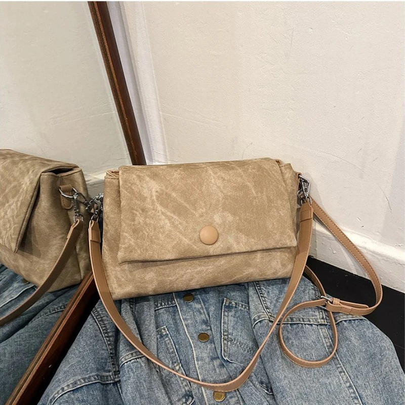 

High-End Women's Classic Paris Fashionable Leather Handbag Popular Elegant Ladies Casual Simple Vintage Crossbody Bag