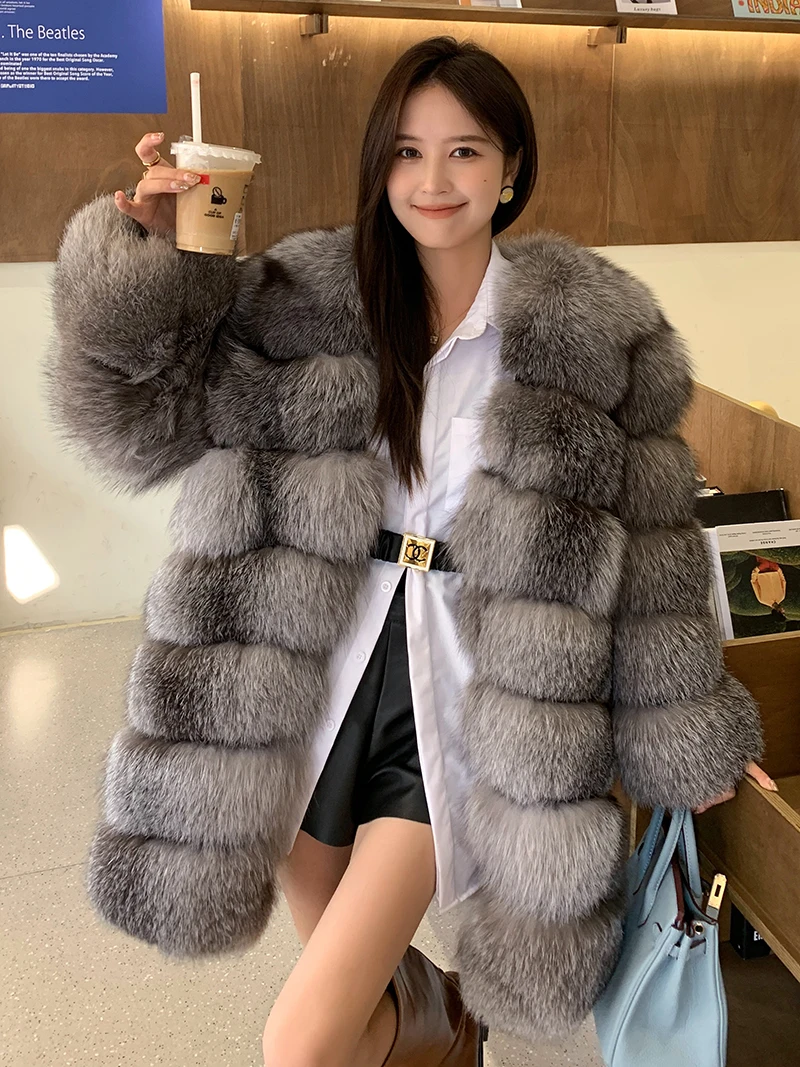 

2024 Medieval Style High-end Silver Blue Fox Whole Leather mid-length Fox Fur Coat European Finnish Silver Frost Fox Coat