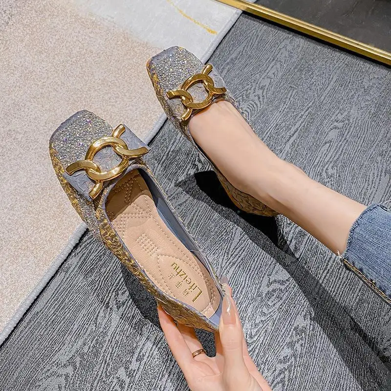 Plus Big Size Flat Shoes Square Toe Lock Flats Female Casual Women Shoes Soft Sole Glitter Woman Flats New Large Size Flats C155