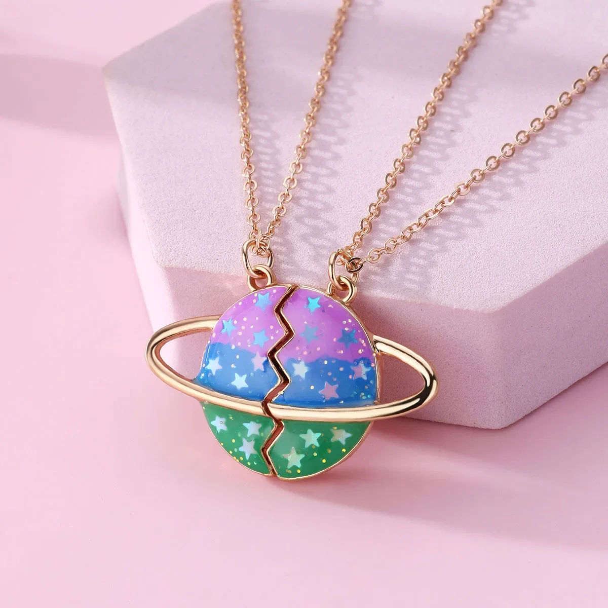 

2Pcs Cute Planet Magnetic Necklace for Women Girls Romantic Universe Stars Charm Clavicle Chain BFF Best Friends Jewelry Gift