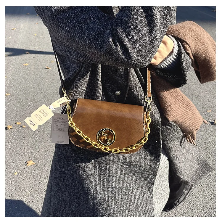 Bolso de hombro Viral Saddle: elegante bolso cruzado con asa superior, bolso de cuero imprescindible para invierno para mujer, elegante y práctico