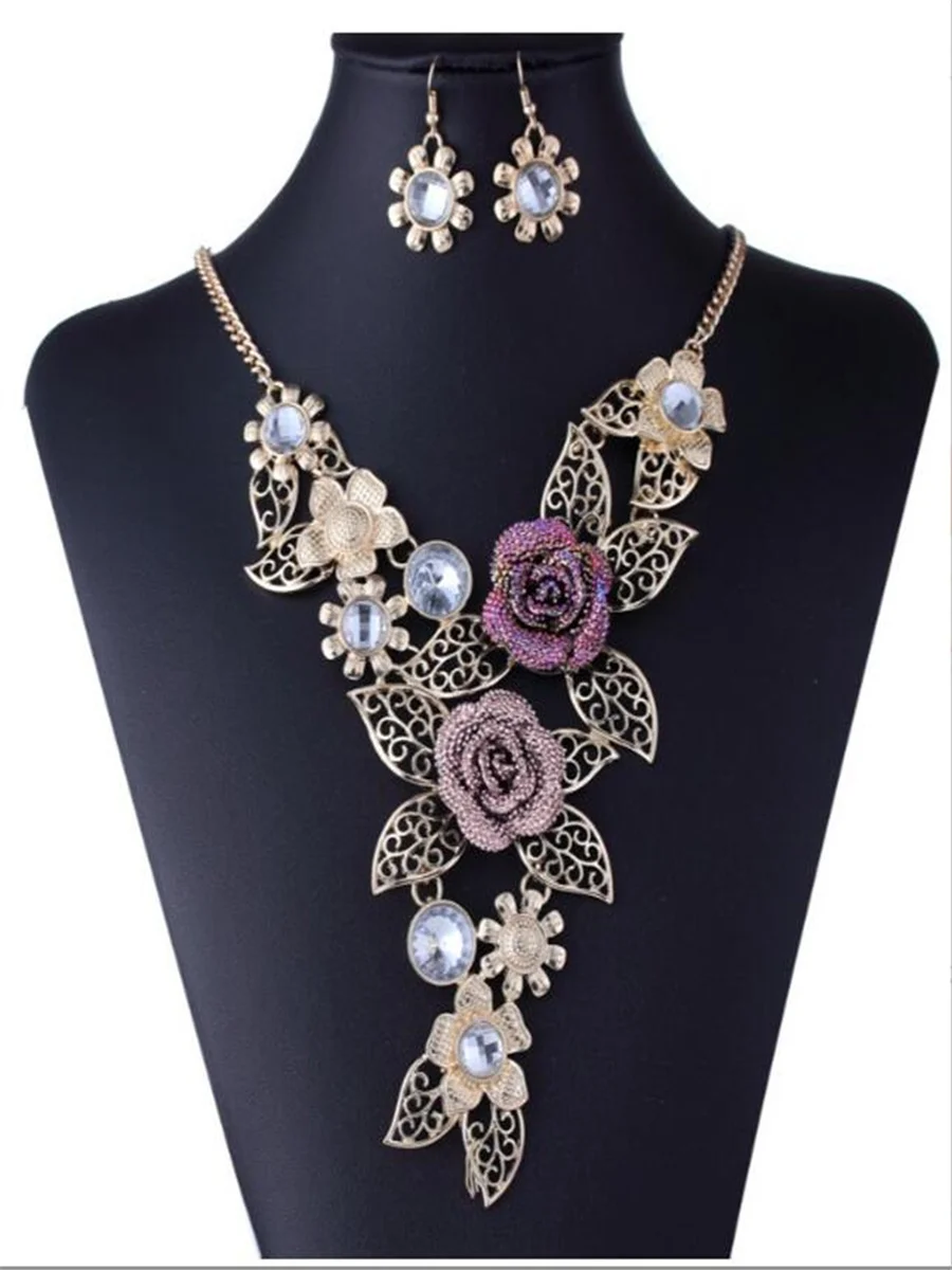 Exaggerated vintage necklace alloy hollow flower-shaped imitation jewellery necklace earrings set