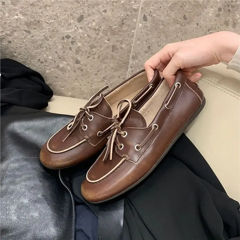 

Women's Loafers Shoes Genuine Leather High Quality Round Toe Soft Bottom Flat Shoes Lace Up Breathable Ladies Casual Shoes