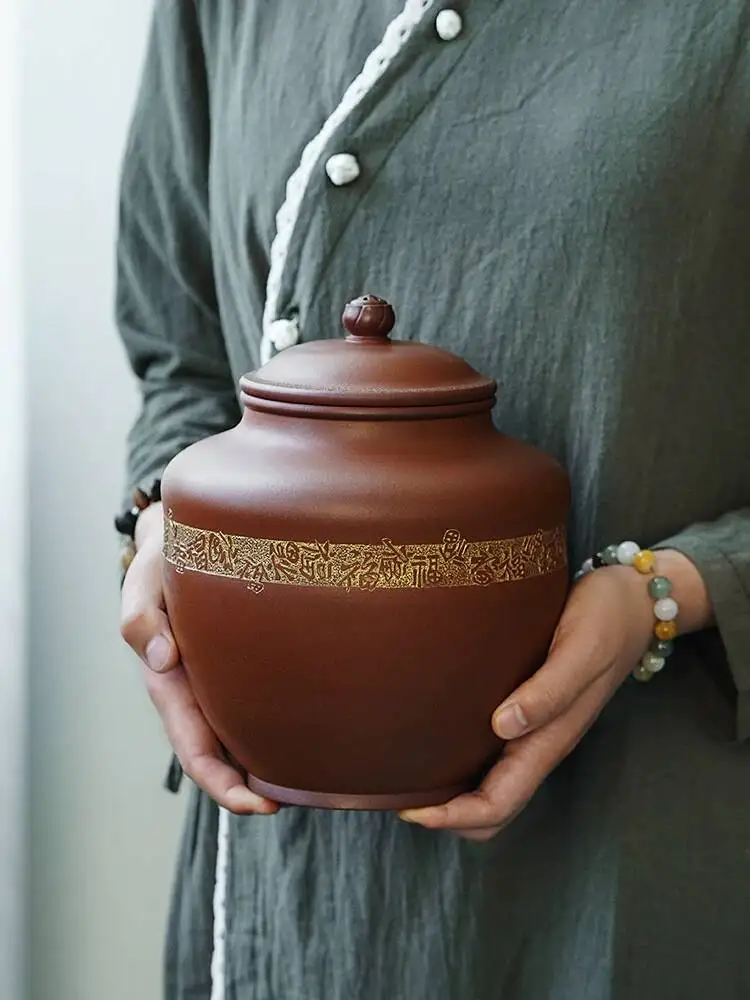 

Yi Hut Spring High-End Purple Clay Large Original Mineral Base, Sobering Tea, Masterfully Hand-Painted Gold, Prosperity