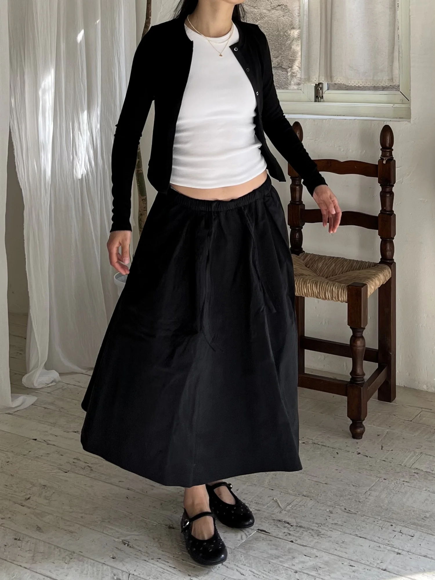 

Miu Series Spring 2026 Knitted Set Low Waist Umbrella Skirt High Intelligence Design Short Length Long Sleeve Cardigan