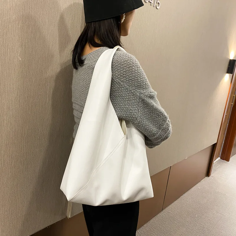 2023 New Leather Totes Bags Women Casual Wild Ladies Hobos Handbags Large Capacity Shoulder Girls Simple Female Messenger Bag