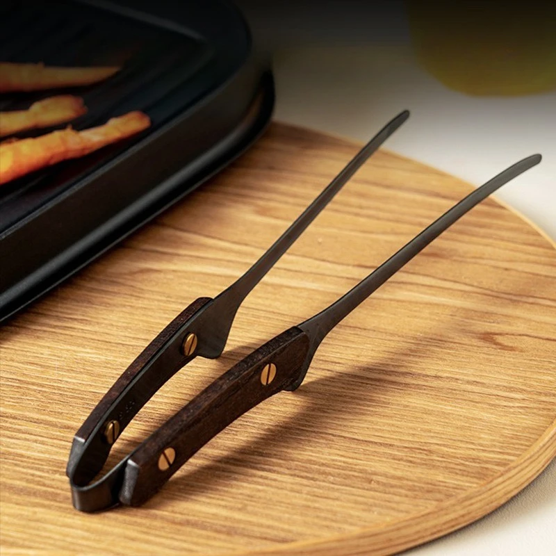 Stainless Steel Vintage Outdoor BBQ Tongs Wood Handle Steak Anti‑scald Clips Kitchen Restaurant Food Serving Tongs