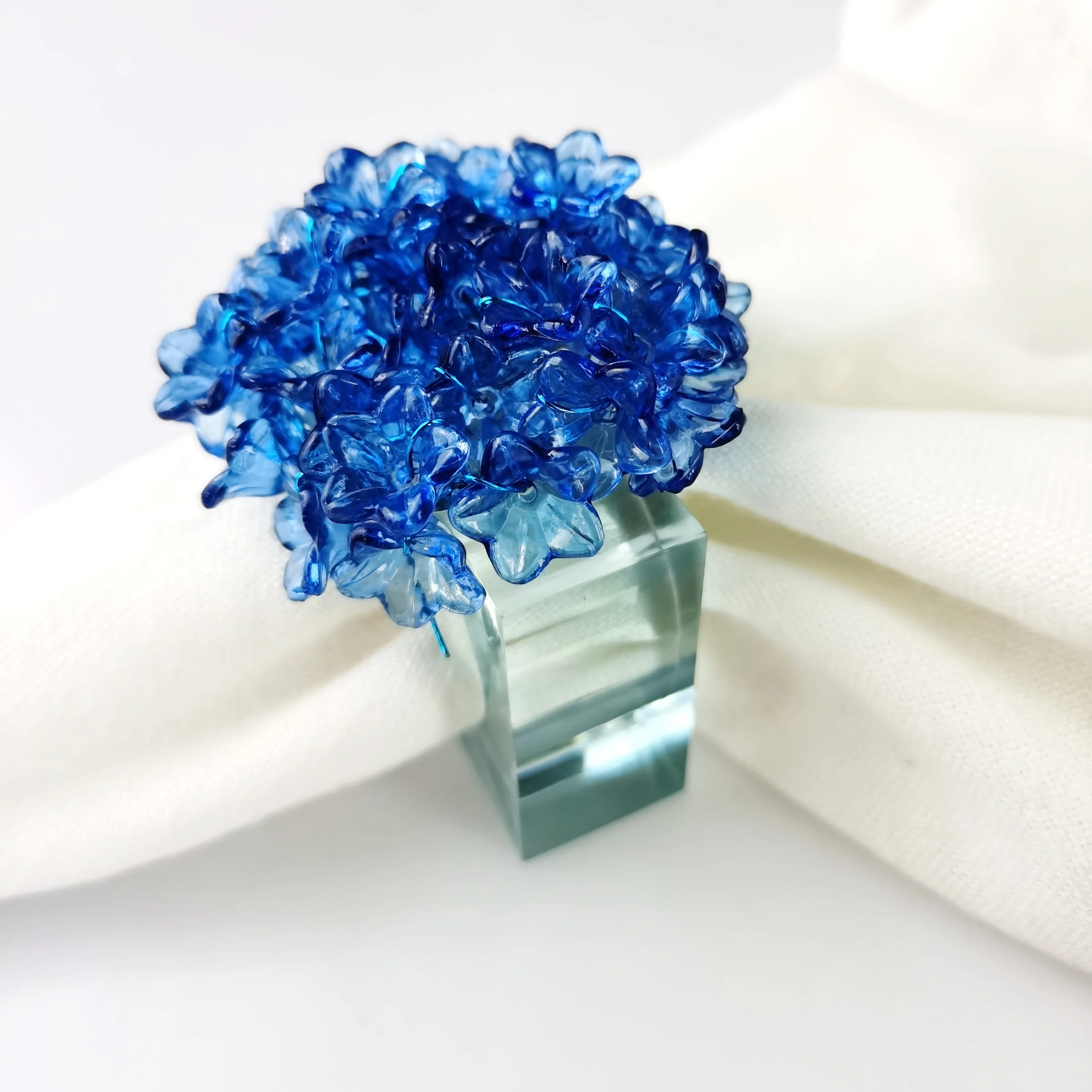 Free Shipping Flower Ball Napkin Ring For Holidays And Wedding Many Colors Set Of 4 Pcs