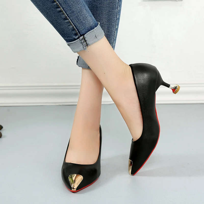 Korean Version of Every Single Shoe Women 2024 Autumn Metal Head Mid-heel Commuter Pointy Shallow Mouth Black Heels