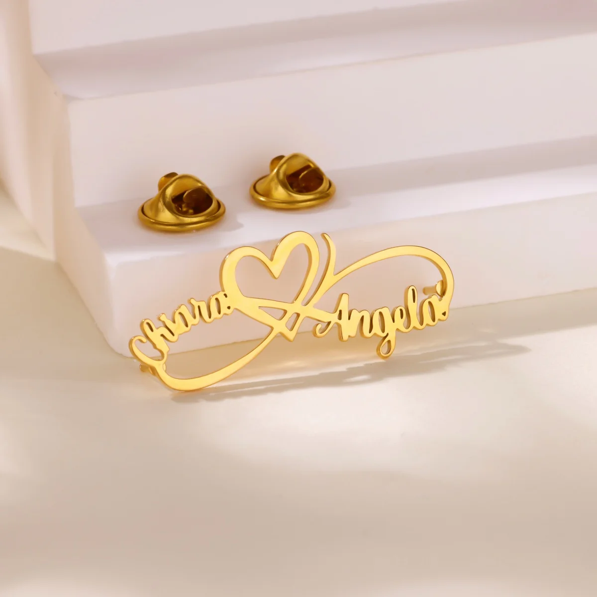 

Customized Double Name Brooch For Women With Heart Stainless Steel Infinite Personalized Nameplate Brooch Couple Jewelry Gift