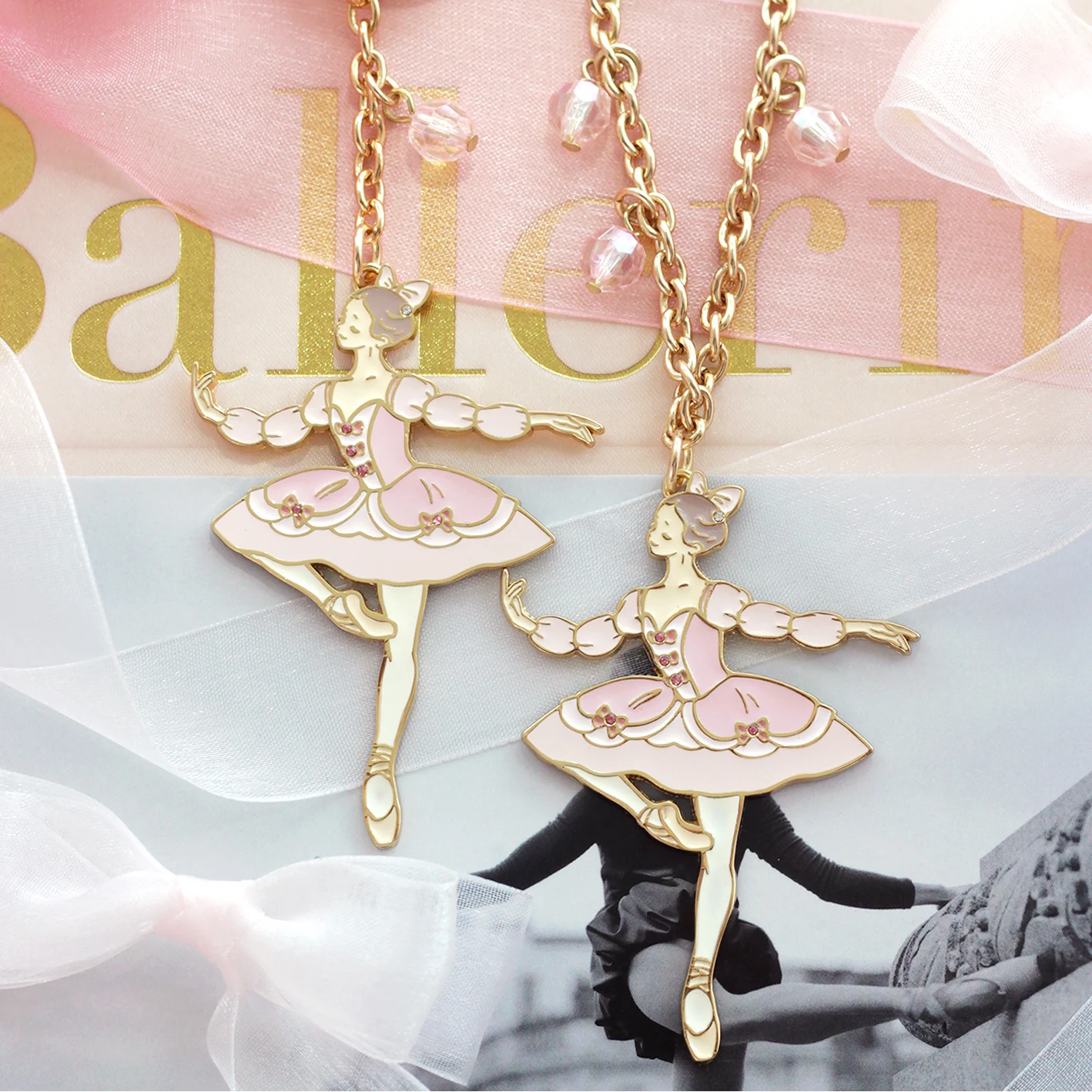 

Ballet Dancer Metal Keychain Keyring Chain Pendant Bag Accessory Toy Anime