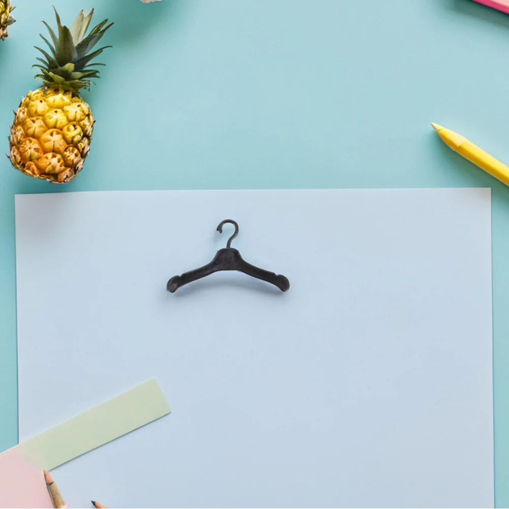 80 grucce per guardaroba in miniatura in plastica, organizer per vestiti, espositore, collezione di accessori per riporre abiti