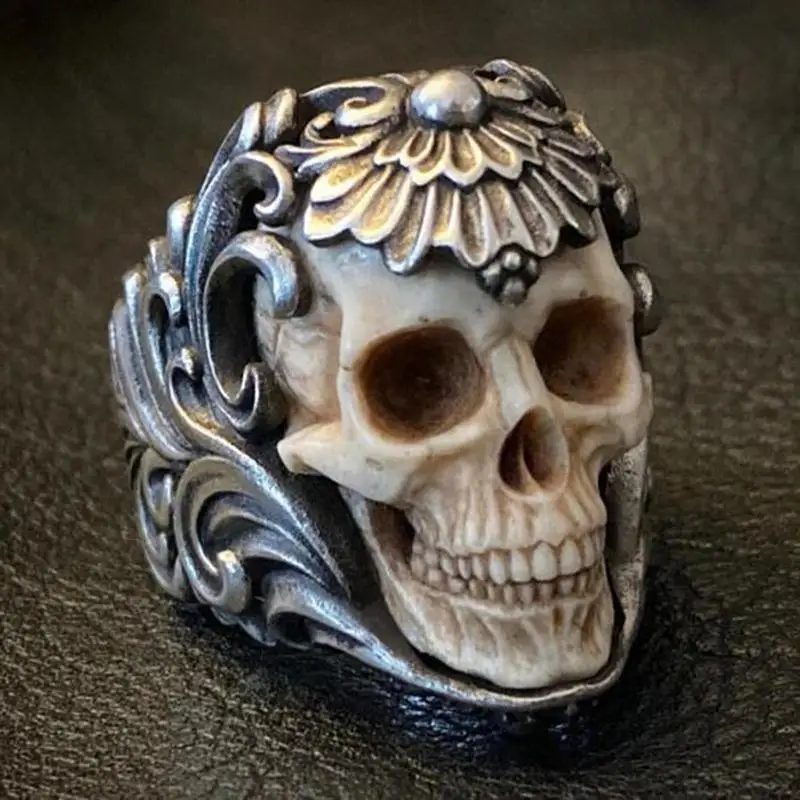 Vintage Wearable metal Skull Ring Skull Silver Plated Skeleton Dazzling Antlers Bully Men's Ring Halloween And Daily Accessories