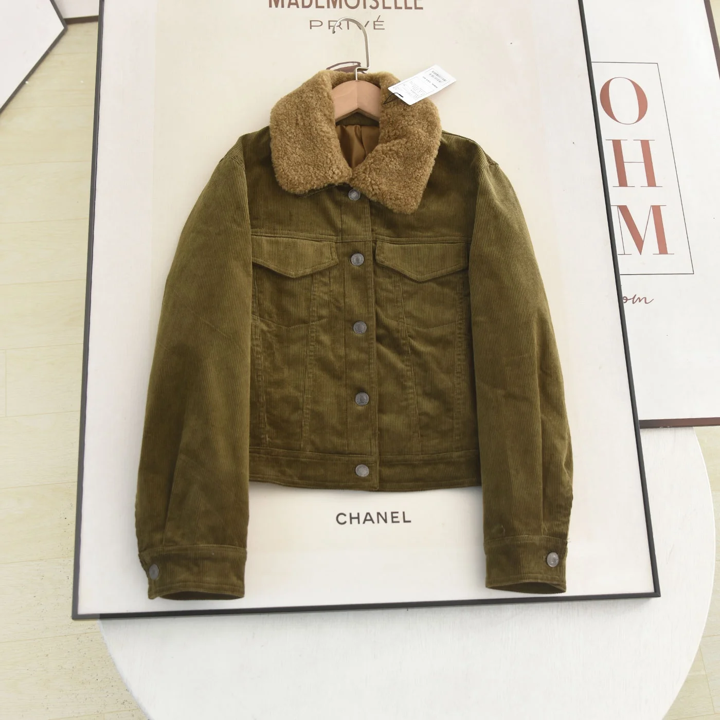 Casaco Casual F Estilo Vintage Slimming Versátil Jaqueta de Corduroy Moda de Inverno Com Fechamento de Botão de Manga ...