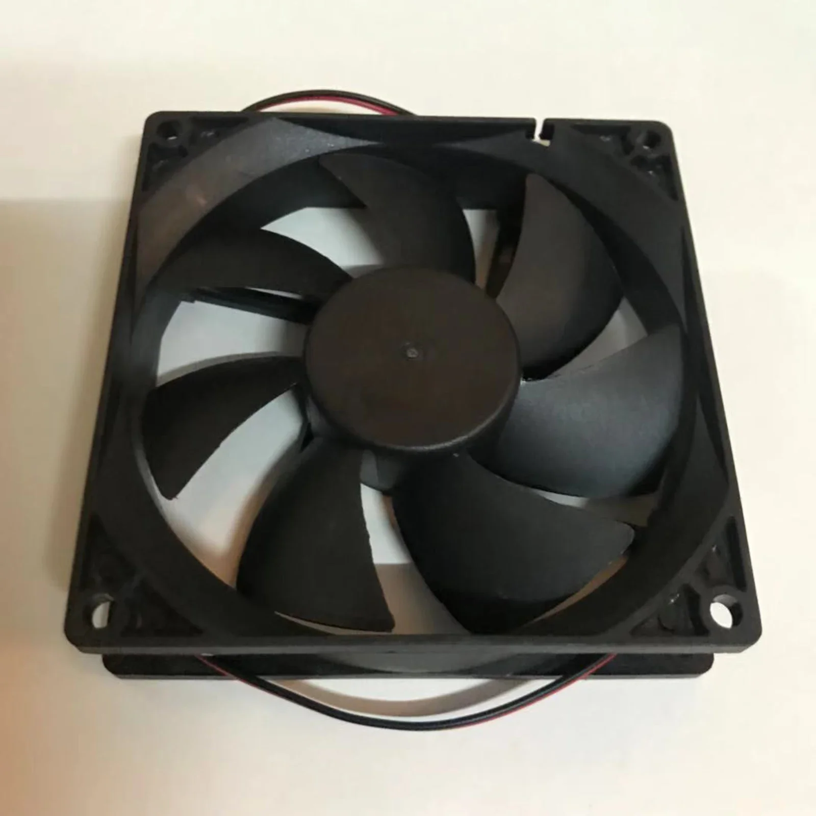 WZ-1PC Brushless Refrigerator Cooling Fan 2-wire Water Dispenser Cooling Fan YHWF-9025 12V 0.20A 2 Pin