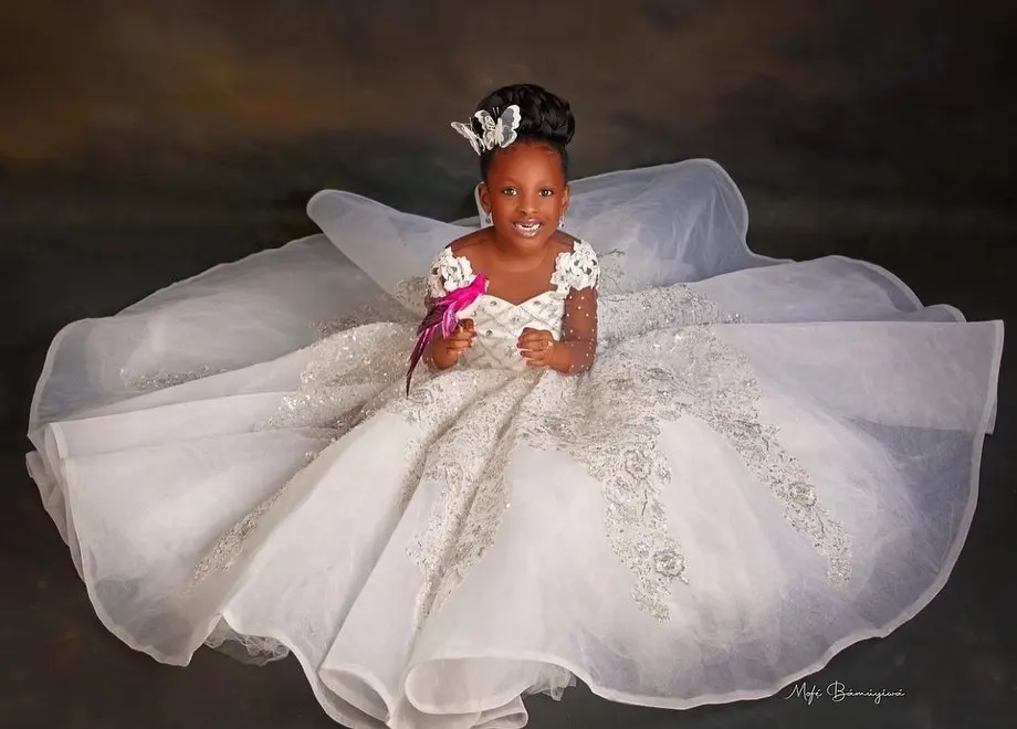 Vestidos de flores de lentejuelas con cuentas de lujo para niñas, para boda, con apliques de encaje, para fiesta de niños, vestido de baile completo, vestido de cumpleaños para Fotos