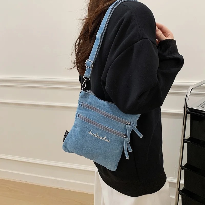 

Trendy Denim Sling Crossbody Bag Vintage Washed Jeans Shoulder Bag with Multi Pockets Lightweight Purse for Daily Outings