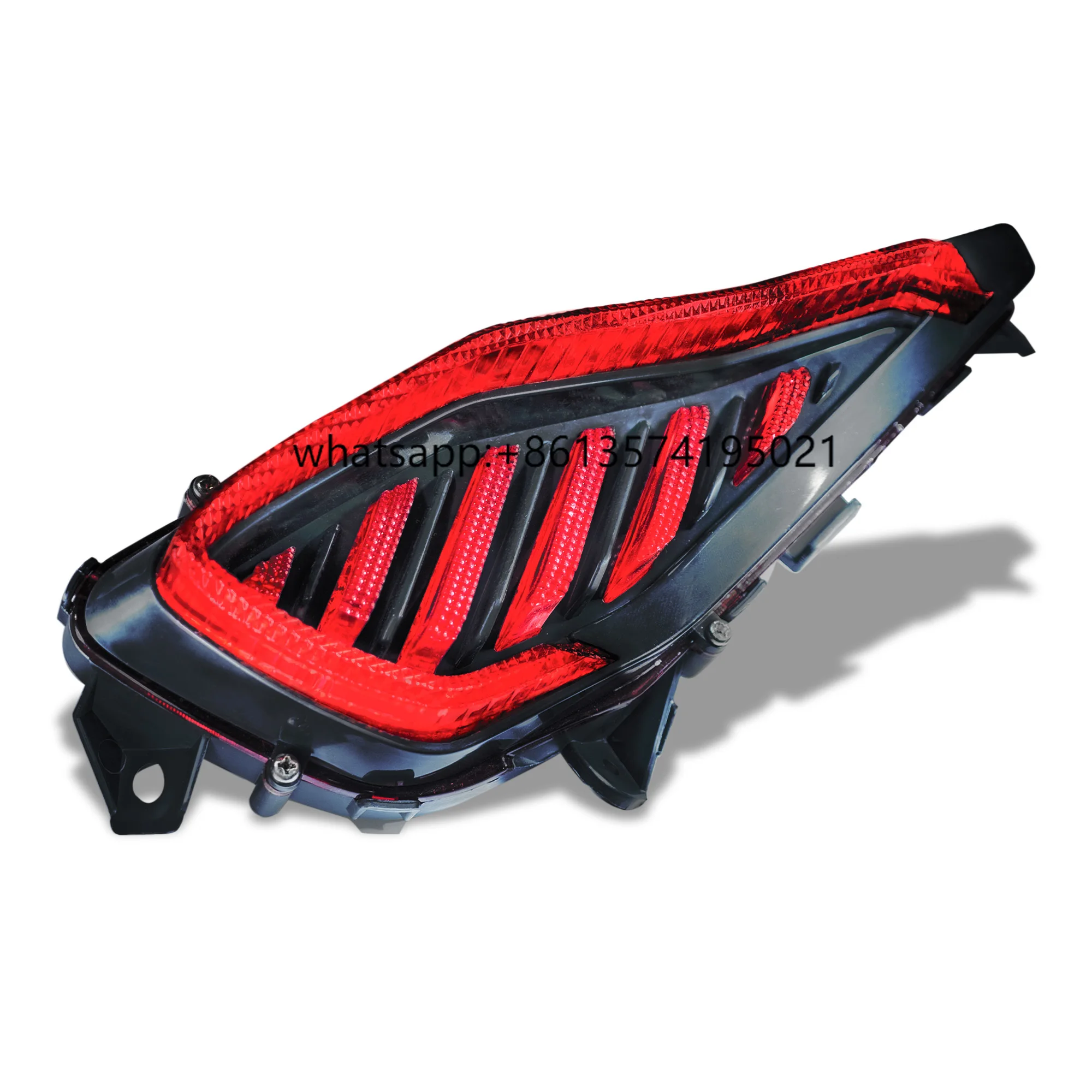 

Made in Taiwan Classic Motorcycle Lighting System Accessories Red Tail Light for Sym Drg