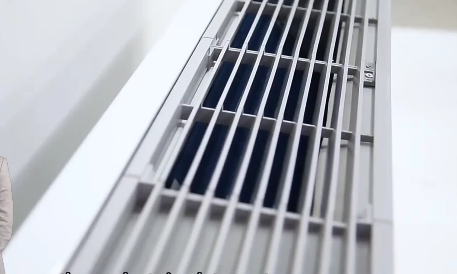 Hydronic Standing Fancoil System Thermostat Chilled Water Wall Mounted Fcu Vertical Fan Coil Unit Price for Heating and Cooling