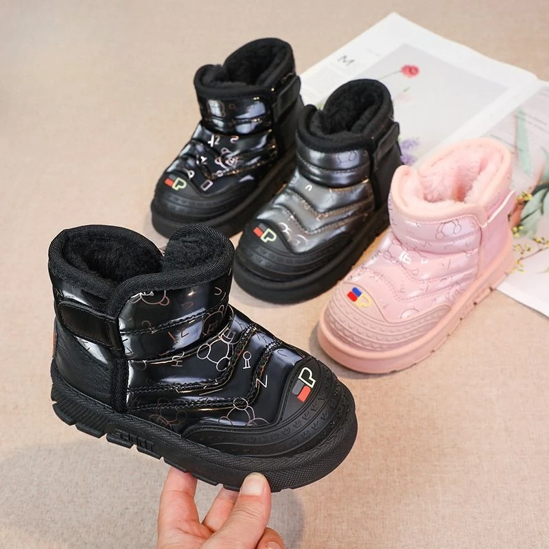 

Kids Winter Snow Boots 2026 New Warm Cotton Shoes for Boys Girls Anti Slip Velcro Short Boots Children’s Outdoor Footwear