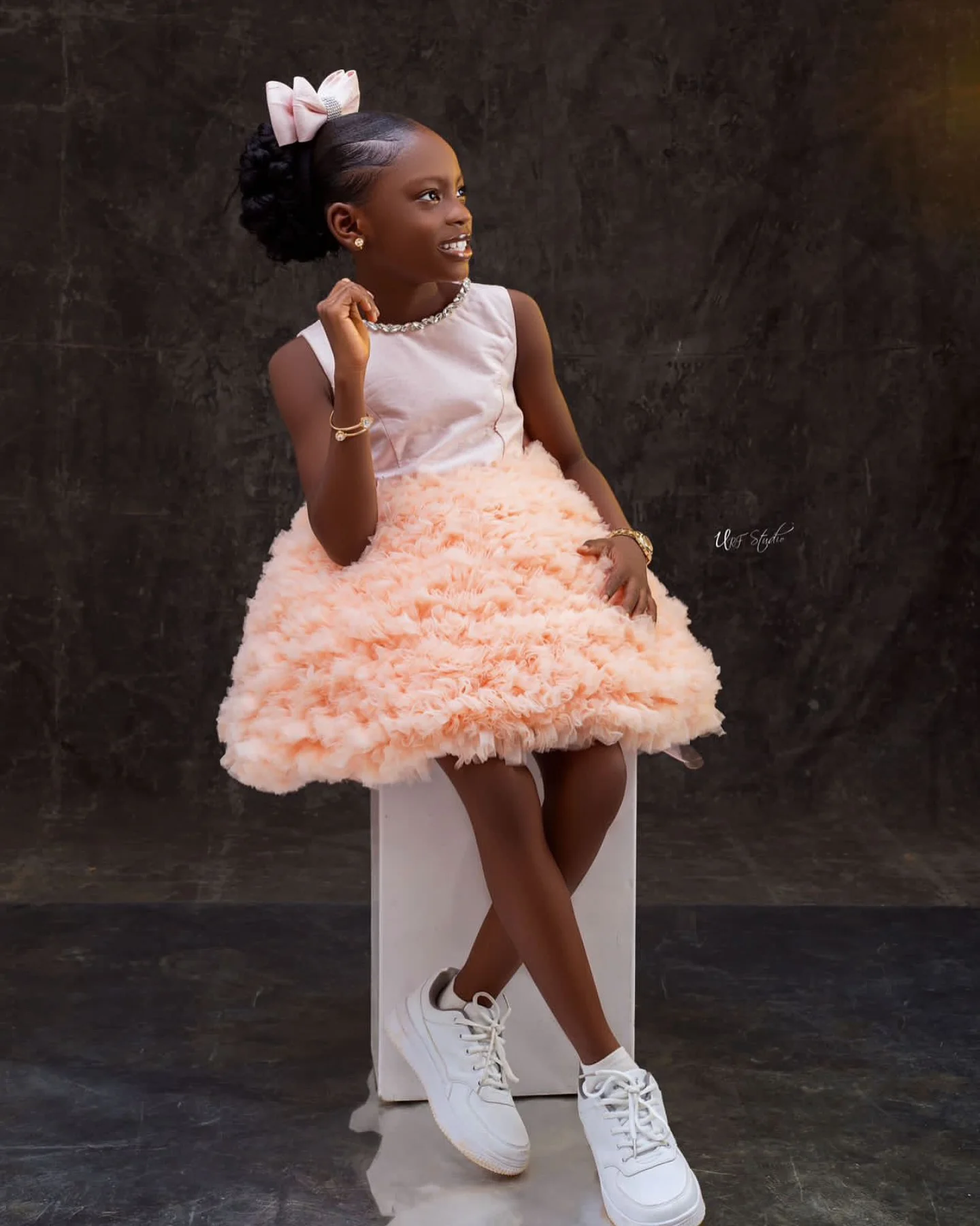 فساتين قصيرة للفتيات على شكل زهرة لحفلات الزفاف، فساتين عيد ميلاد مكشكشة مخصصة، فستان الأميرة للحفلات الراقصة لالتقاط الصور