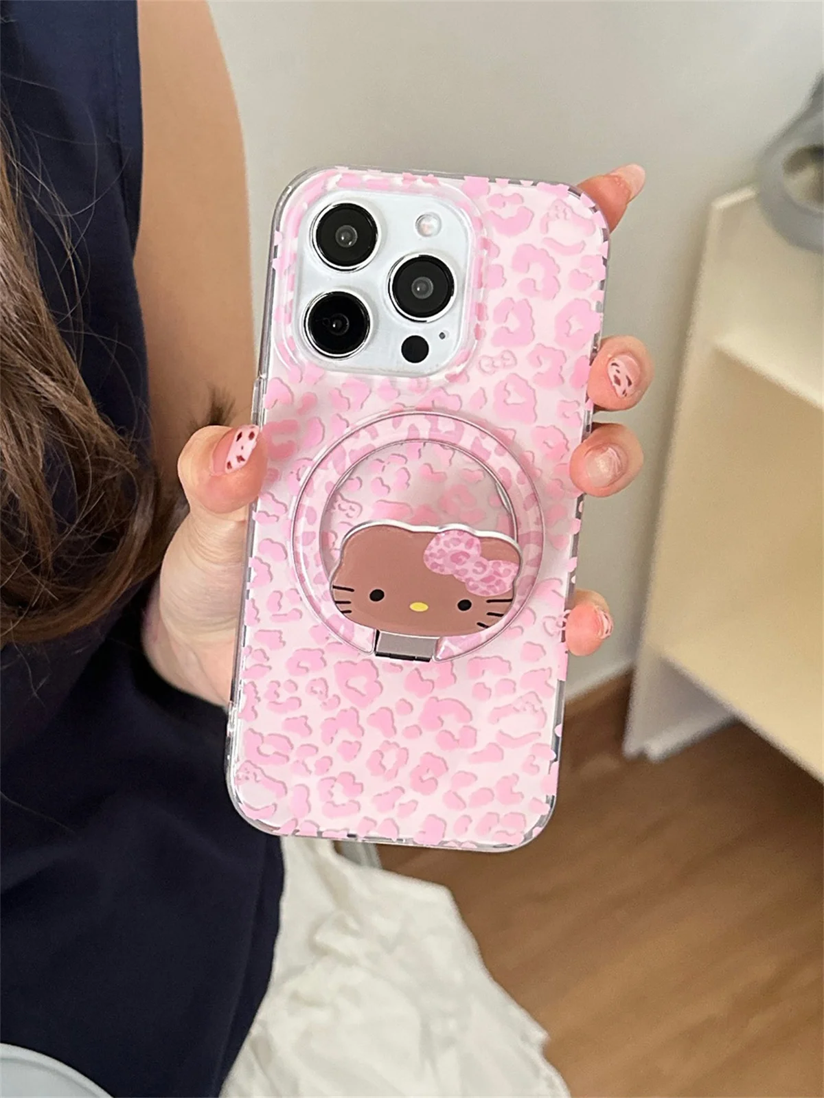 Lovely Pink Leopard Print Magnetic Phone Case For iPhone 16 Pro 14 13 15 Pro Max Cover with Hello Kitty Stand Holder Cases