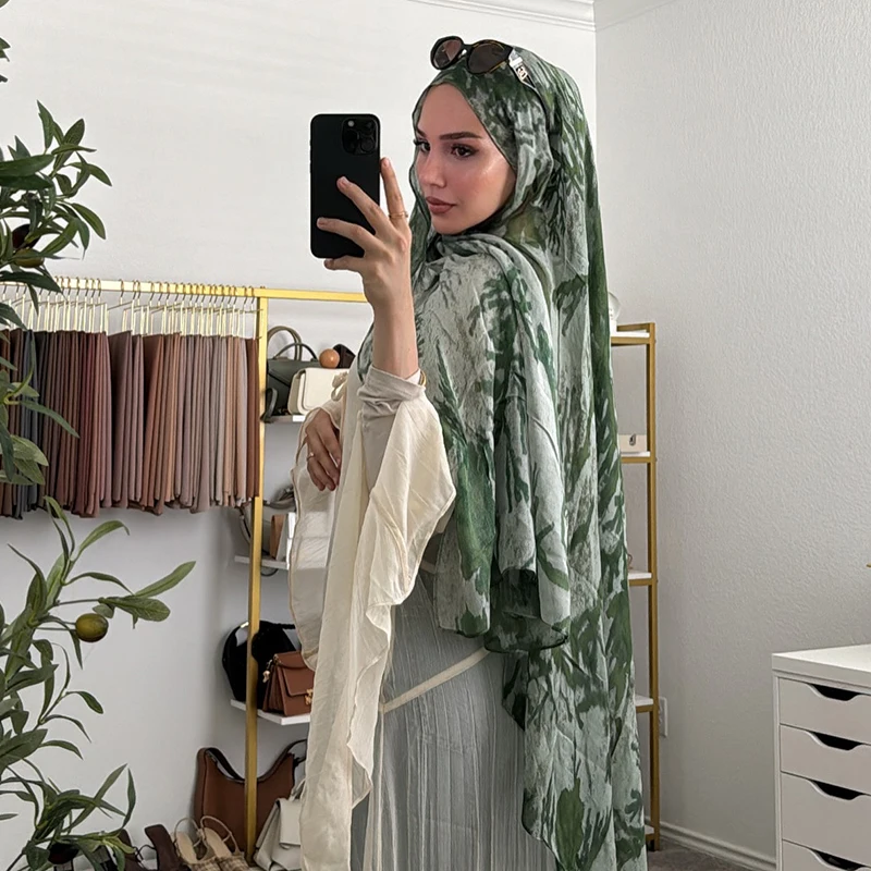 

Women Gradient Color Polyester Scarf for Women Travel Fashionable Versatile Casual Windproof Sand Proof Headscarf Girl Shawl