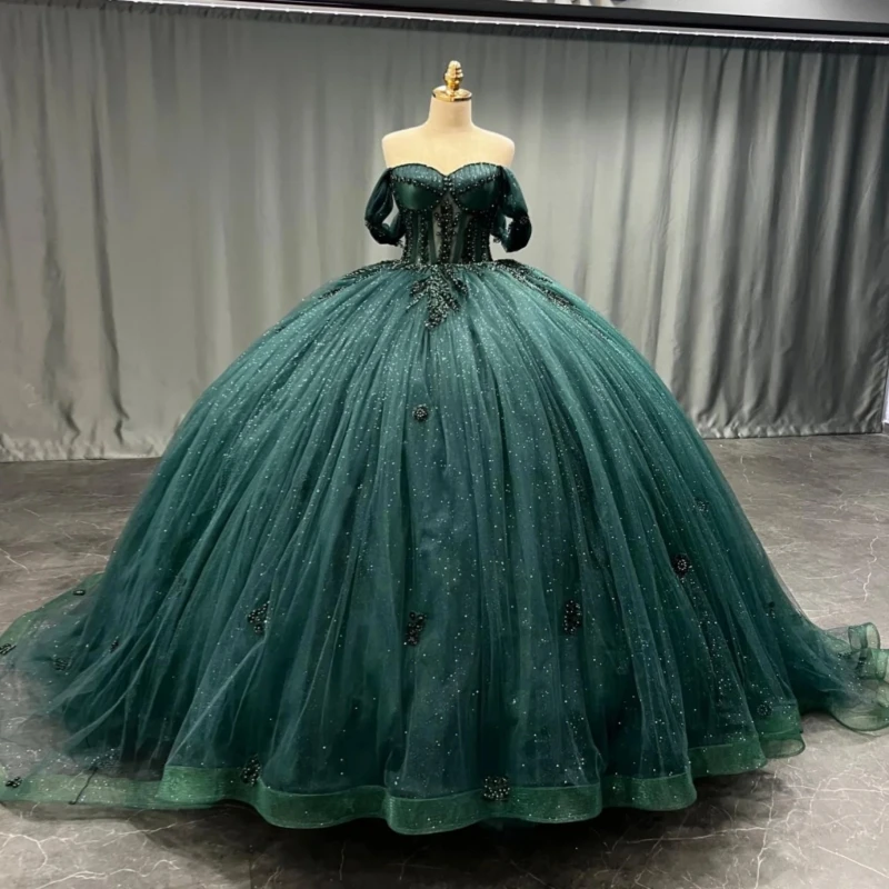 

Темно-зеленые блестящие платья Quinceanera с открытыми плечами, расшитые бисером и кристаллами, тюлевой корсет для вечеринки, дня рождения, милое платье 16, Vestidos 15 De