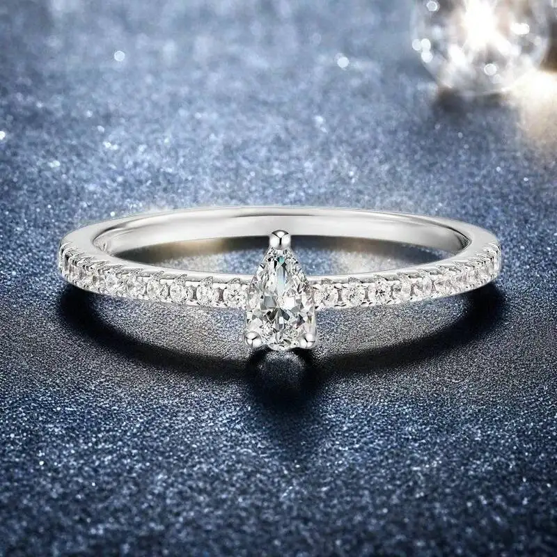 JoyceJelly Clear White Moissanite Ring S925 Sterling Silver Water Drop Pear Shaped Unique Design Single Tail Ring Stackable Gift