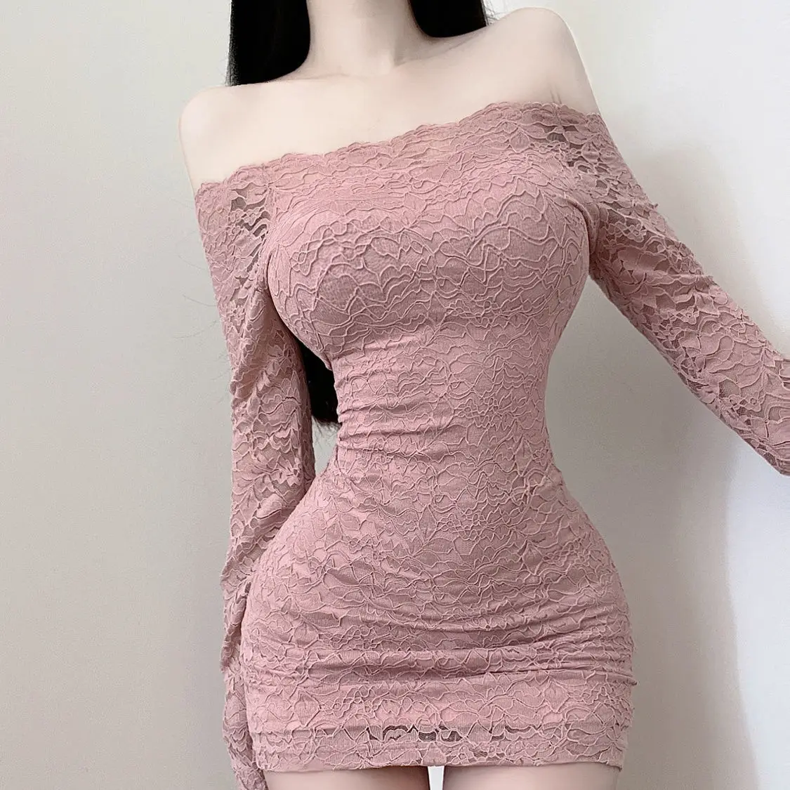 One-shoulder Long-sleeved Dress for Women Pure Lusty Lace Skirt Hip-hugging Short Skirt