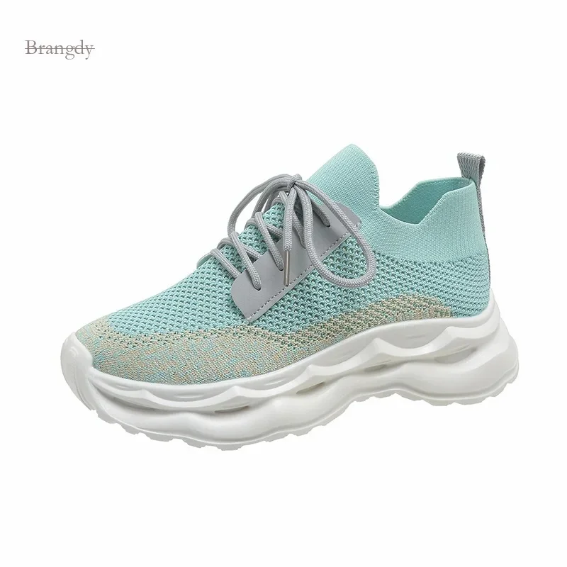 

Exquisite Spring and Autumn Mesh Breathable Lightweight Soft Sole Comfortable Sports Running with Chic Concise Women Shoes