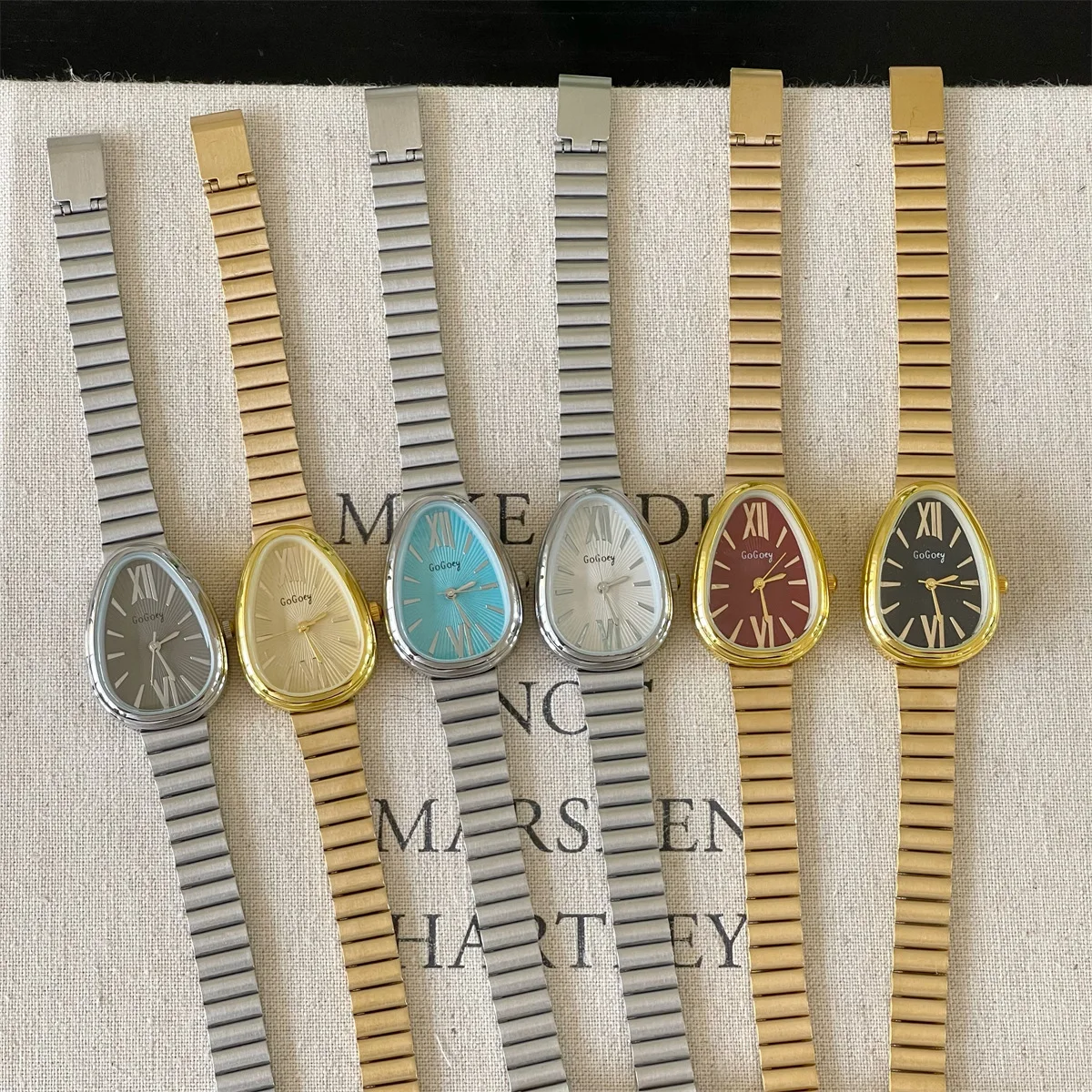 

Наручные часы Oceantina Qaurtz, женские часы из сплава, золотые часы треугольной формы, эластичный браслет