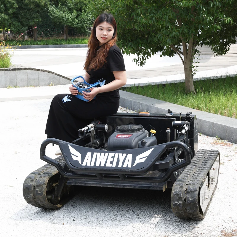 

Customized Heavy Duty Crawler Mower Gas Engine Garden Lawn Grass Cutting Machine All Terrain Adaptation Large Capacity