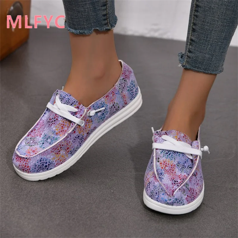 Autumn New Women Shoes Leisure Round Head Multicolor Flower Flat Bottom Lightweight Slip-on Single Shoes Women's Single Shoes