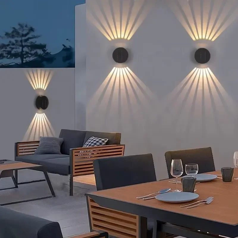Manufacturer wholesale 360 rotating LED cylinder solar wall light outdoor waterproof solar decorative light with light sensor