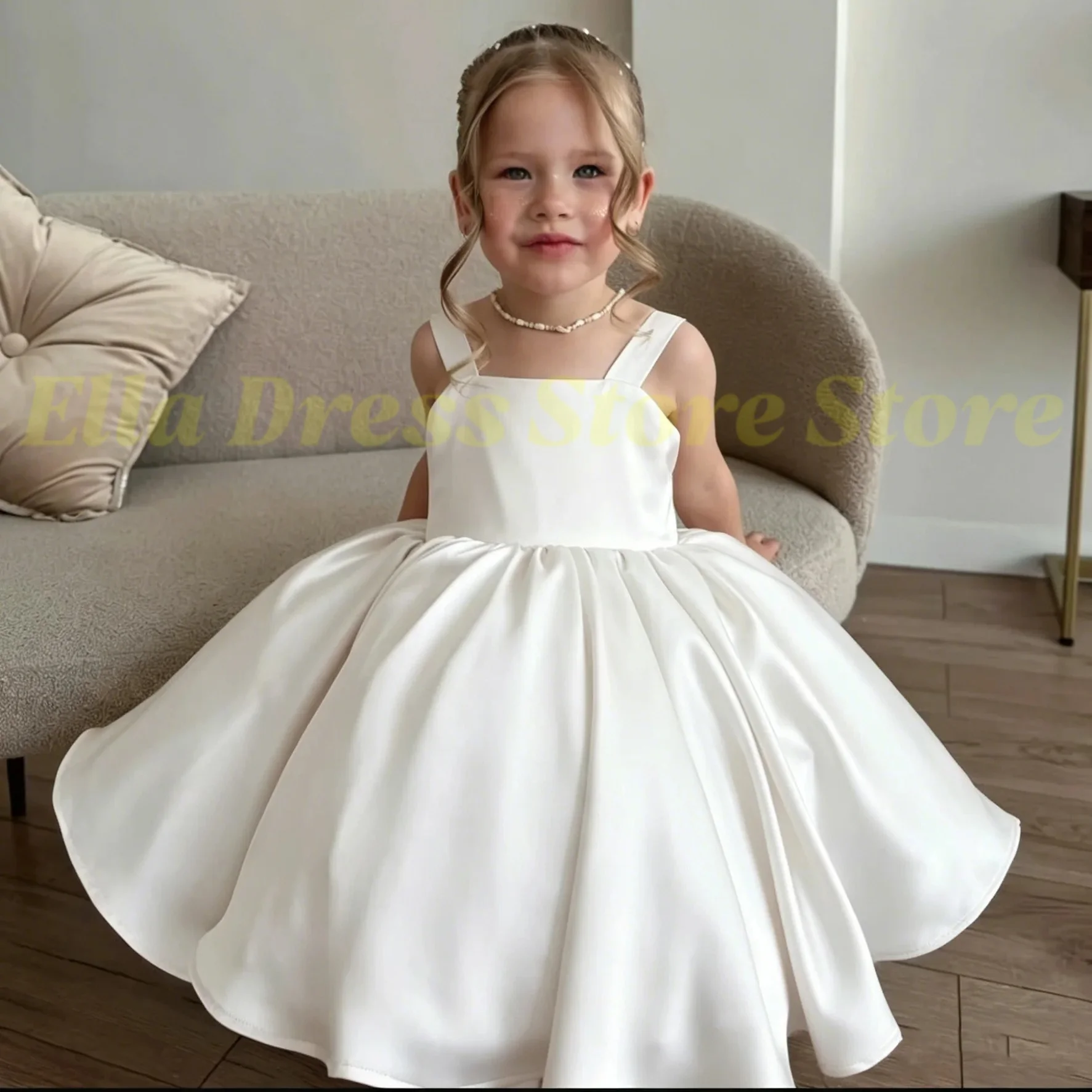 Wunderschönes A-Linien-/Prinzessinnen-Satin-Blumenmädchenkleid mit Schleife für Spaghettiträger, Kommunion, Geburtstag, Partykleid, Großhandel, maßgeschneidert – Detail 4