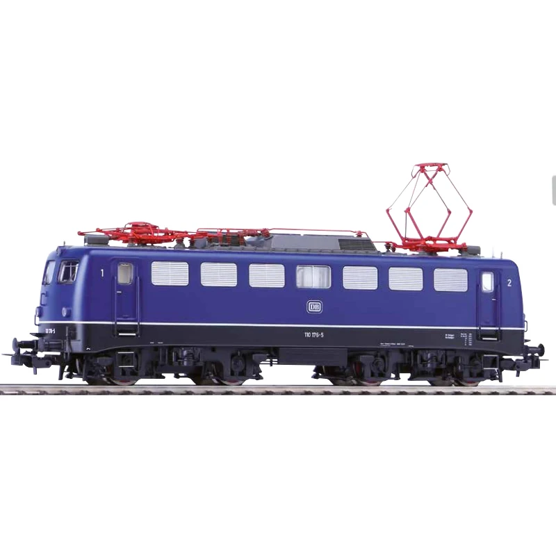 HO 1/87 Train Model PIKO Brand New European Car German Car DC Simulation Car Special Price Train Toy Without Exquisite Packaging